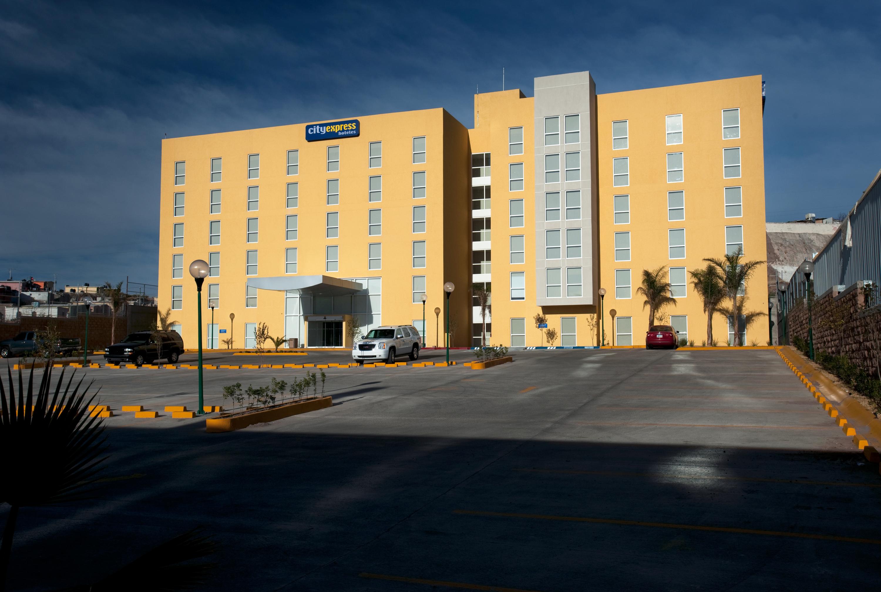 HOTEL CITY EXPRESS NOGALES NOGALES (SONORA) 4* (Mexico) - from US$ 88 |  BOOKED